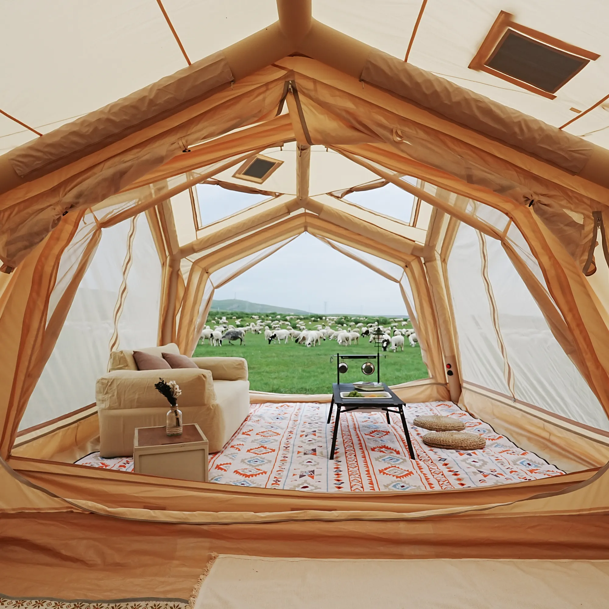 DSC05924Luxury tent interior space luxury camping tent interior spacious living room glamping accommodation